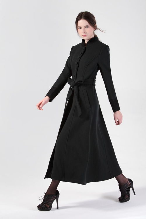 服裝攝影外模拍攝女裝拍照風(fēng)衣外套拍攝室內(nèi)棚拍